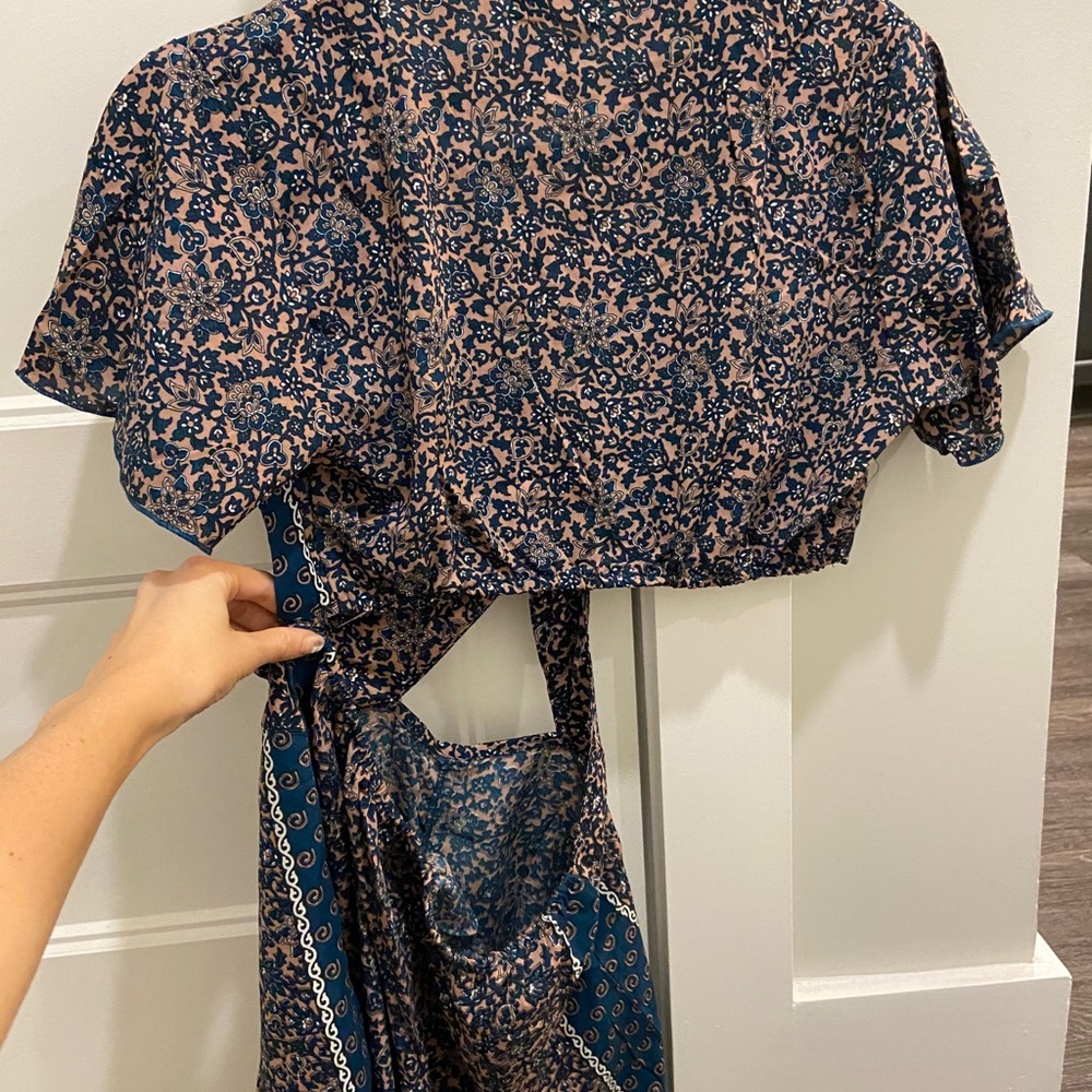 Cute floral romper from boutique in key west! - Picture 3 of 3